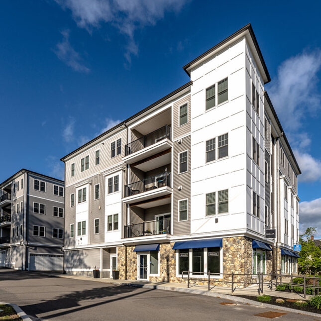 70-72 East Central St, Franklin, MA